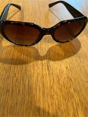 Fossil Women's Tortoiseshell Sunglasses with Brown Lenses